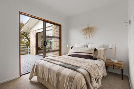 Photo of property in 24 Otumoetai Road, Judea, Tauranga, 3110