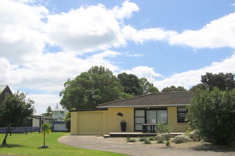 Photo of property in 27a Snell Crescent, Waihi Beach, 3611