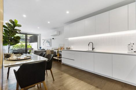 Photo of property in 2 Reid Lane, Wallaceville, Upper Hutt, 5018