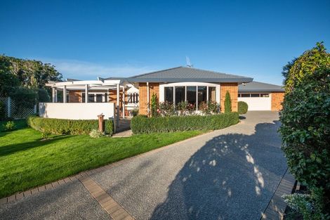 Photo of property in 17 Suffolk Crescent, Feilding, 4702