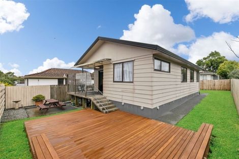 Photo of property in 9 Dalmatia Place, Henderson, Auckland, 0612
