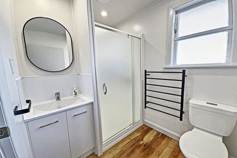 Photo of property in 240 Cornfoot Street, Castlecliff, Whanganui, 4501