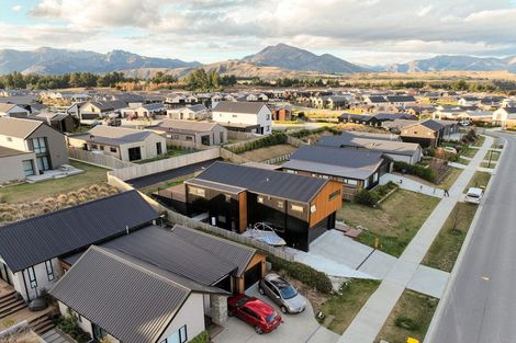 Photo of property in 41 Mount Linton Avenue, Wanaka, 9305