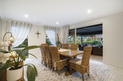 Photo of property in 23 Maraeariki Avenue, Orewa, 0931