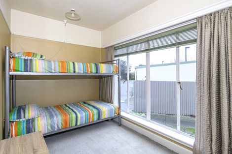 Photo of property in 1-12/48 The Bay Hill, Timaru, 7910