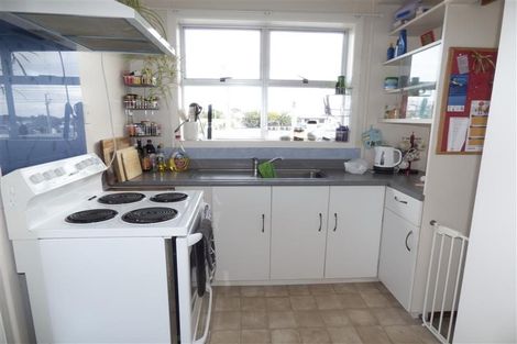 Photo of property in 5b Waimea Street, Westown, New Plymouth, 4310