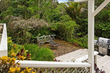 Photo of property in 44 Sandstone Road, Whitford, Manurewa, 2576