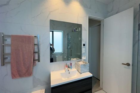 Photo of property in 84 Taikura Avenue, Red Beach, 0932