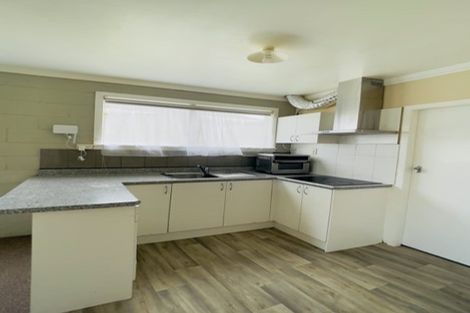 Photo of property in 12 Tahi Terrace, Glen Eden, Auckland, 0602
