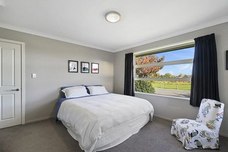 Photo of property in 1 Teagarden Close, Mairehau, Christchurch, 8052