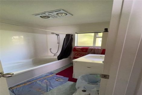 Photo of property in 26 Sunvue Road, Glen Eden, Auckland, 0602