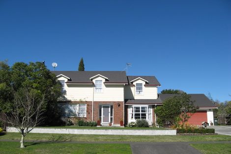Photo of property in 2 Reeve Drive, Havelock North, 4130