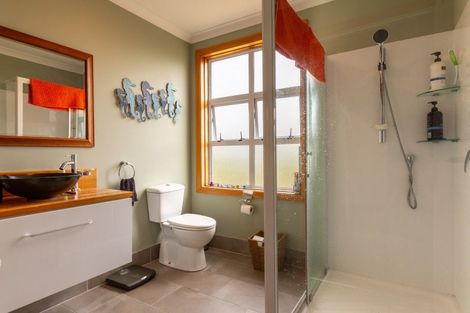 Photo of property in 77 Mclean Street, Woodville, 4920