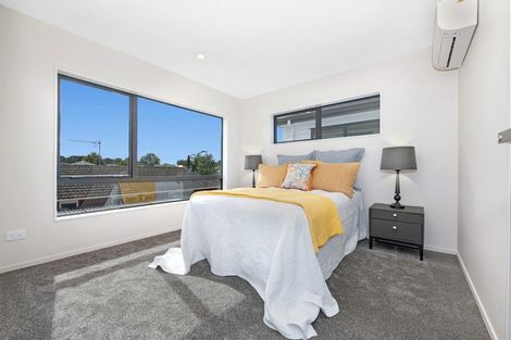 Photo of property in 23b Studfall Street, Pakuranga Heights, Auckland, 2010