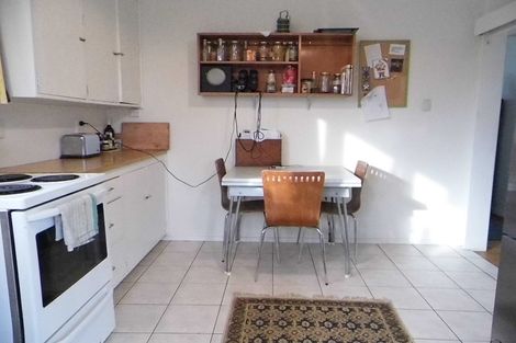 Photo of property in 572f1- Fergusson Drive, Trentham, Upper Hutt, 5018
