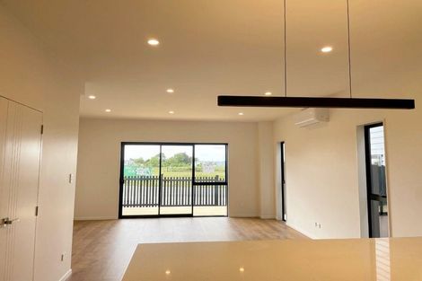 Photo of property in 51 Auranga Drive, Karaka, Papakura, 2113