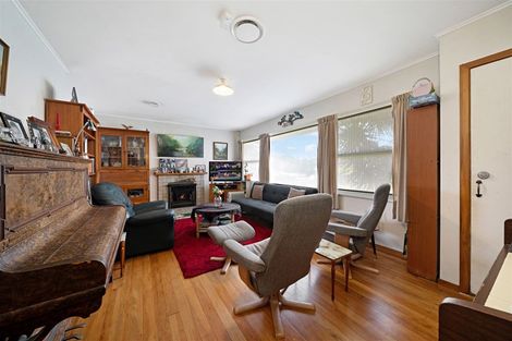 Photo of property in 56 Tahi Terrace, Glen Eden, Auckland, 0602