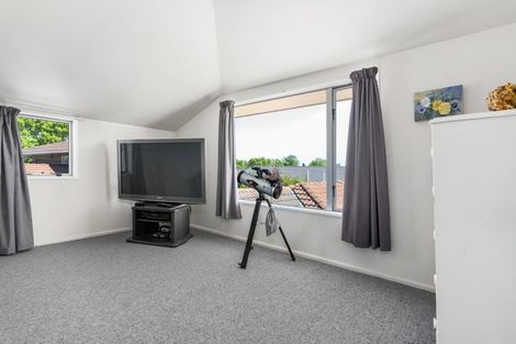 Photo of property in 36 Solway Avenue, Ilam, Christchurch, 8041