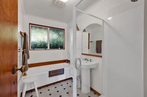 Photo of property in 22 Rossiter Crescent, Lynmouth, New Plymouth, 4310