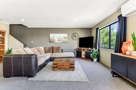 Photo of property in 30 Banbury Crescent, Fairfield, Hamilton, 3214