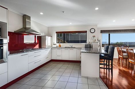 Photo of property in 21 Aspiring Terrace, Aotea, Porirua, 5024