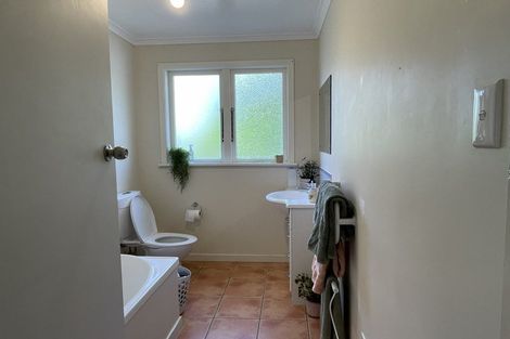 Photo of property in 66 Tarawera Road, Johnsonville, Wellington, 6037