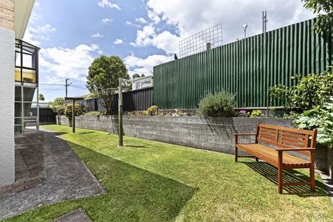 Photo of property in 34 Ngaio Street, Strandon, New Plymouth, 4312