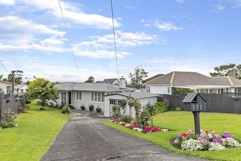 Photo of property in 272 Rangatira Road, Beach Haven, Auckland, 0626