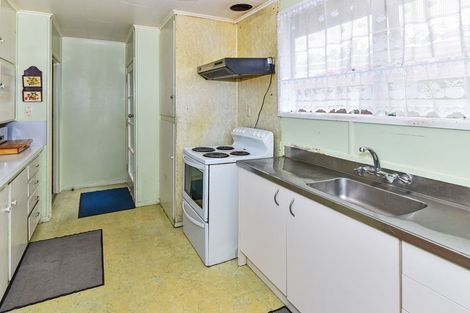 Photo of property in 519 Massey Road, Mangere, Auckland, 2022