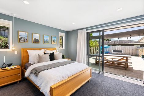 Photo of property in 6 Lambert Way, Paraparaumu, 5032