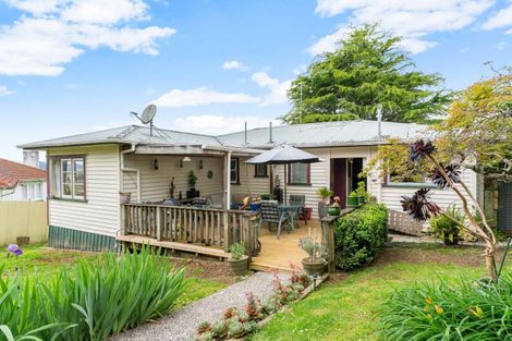 Photo of property in 104 Station Road, Te Kamo, Whangarei, 0112