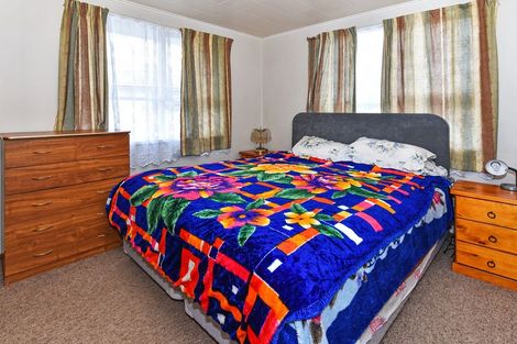 Photo of property in 519 Massey Road, Mangere, Auckland, 2022