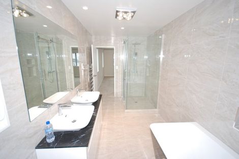 Photo of property in 13 Bruckless Drive, Flat Bush, Auckland, 2019