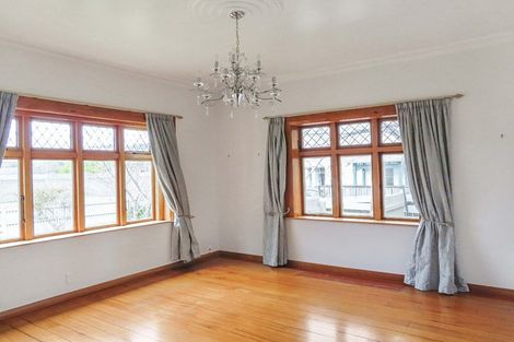 Photo of property in 30 Granville Street, Silverstream, Upper Hutt, 5019