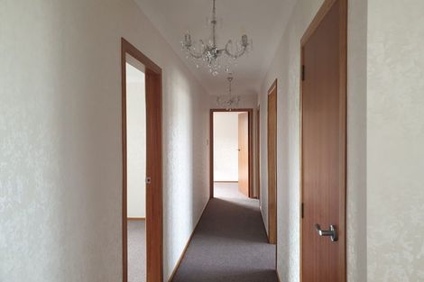 Photo of property in 49 Oxford Street, Tawa, Wellington, 5028