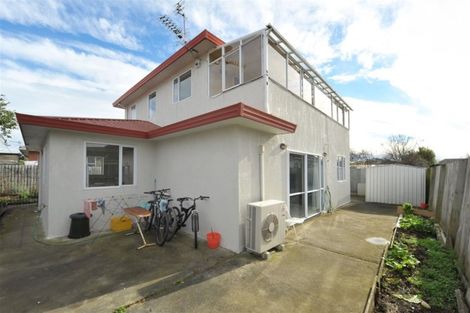 Photo of property in 16 Tika Street, Riccarton, Christchurch, 8041