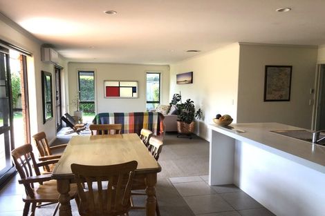 Photo of property in 87 Saint James Drive, Huntington, Hamilton, 3210