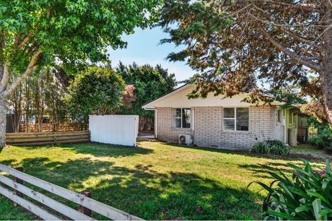Photo of property in 16 Cumberland Street, Tauhara, Taupo, 3330