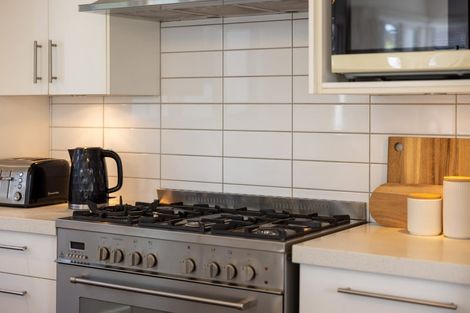 Photo of property in 31 Prossers Road, Saint Martins, Christchurch, 8022