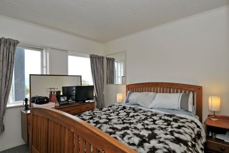 Photo of property in 84 Mitchell Street, Brooklyn, Wellington, 6021