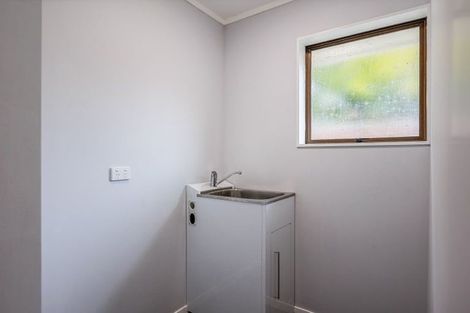 Photo of property in 6 Jarrett Court, Roslyn, Palmerston North, 4414