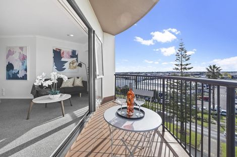 Photo of property in The Rennaissance, 4g/18 Ronwood Avenue, Manukau, Auckland, 2104