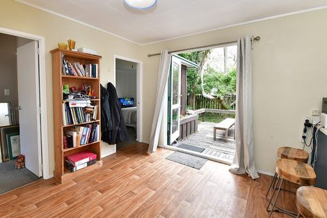 Photo of property in 119 Awaroa Road, Helensville, 0800