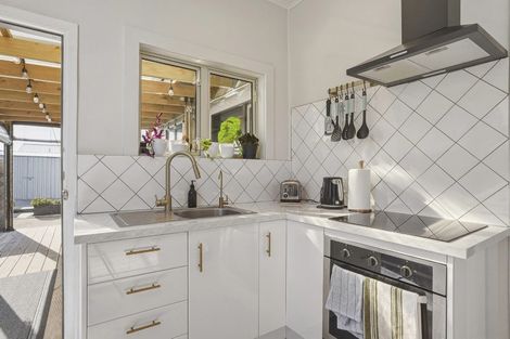 Photo of property in 37 Prince Albert Road, Saint Kilda, Dunedin, 9012