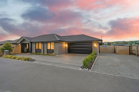 Photo of property in 2 Earl Way, Amberley, 7410