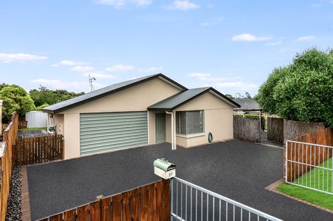 Photo of property in 27 Brymer Road, Grandview Heights, Hamilton, 3200