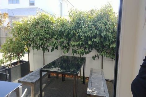 Photo of property in 138b Holly Road, St Albans, Christchurch, 8014