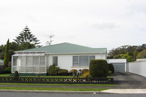 Photo of property in 31 Standish Street, Inglewood, 4330