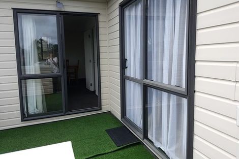 Photo of property in 8b Schnapper Rock Road, Schnapper Rock, Auckland, 0632