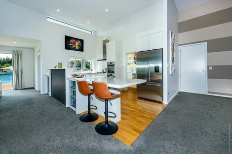Photo of property in 28 Oakgrove Drive, Rangiora, 7400